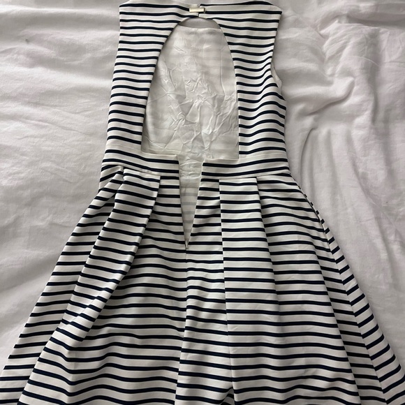 Zara peplum dress. Size small - Picture 2 of 3
